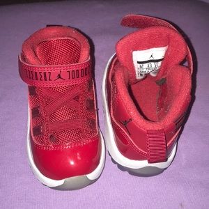 Jordan Retro 11 sneaker